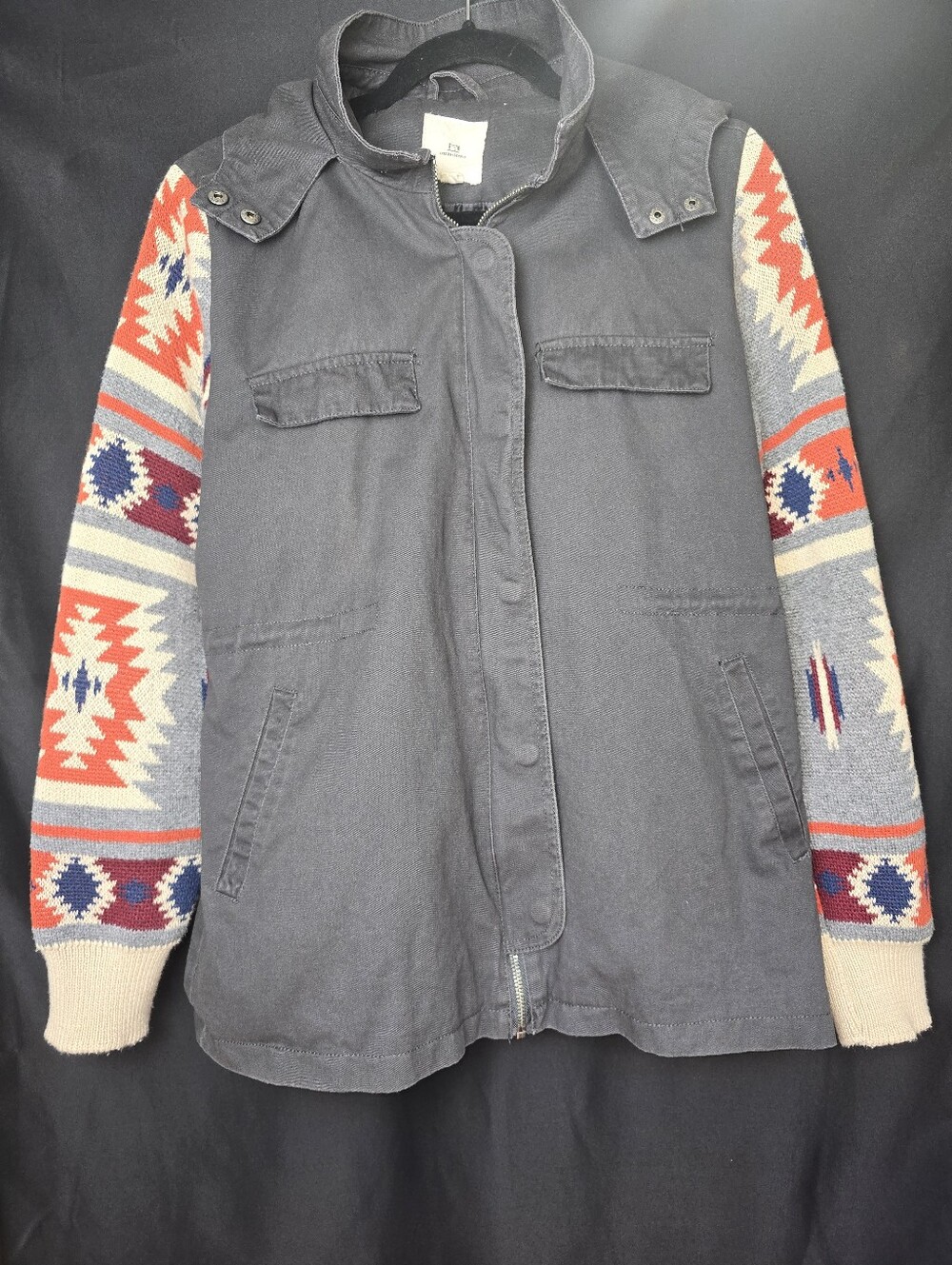 Thread & Supply Grey Utility Jacket Aztec Knit Sleeves Medium M